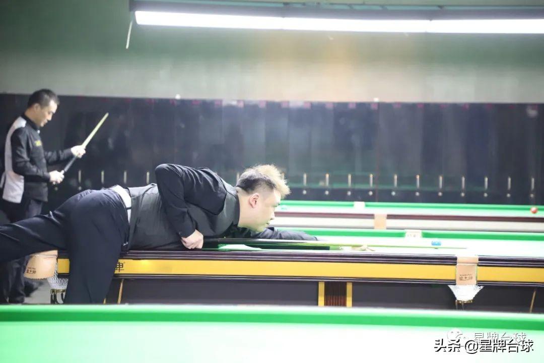 白雨露臺球比賽視頻，小巷深處的運動盛宴與獨特小店體驗