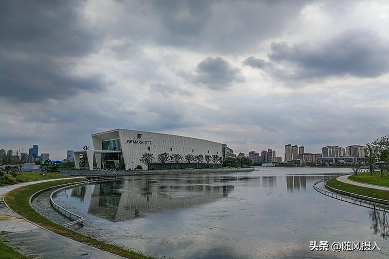 奉賢上海之魚項(xiàng)目最新進(jìn)展，擁抱自然的內(nèi)心寧靜之旅