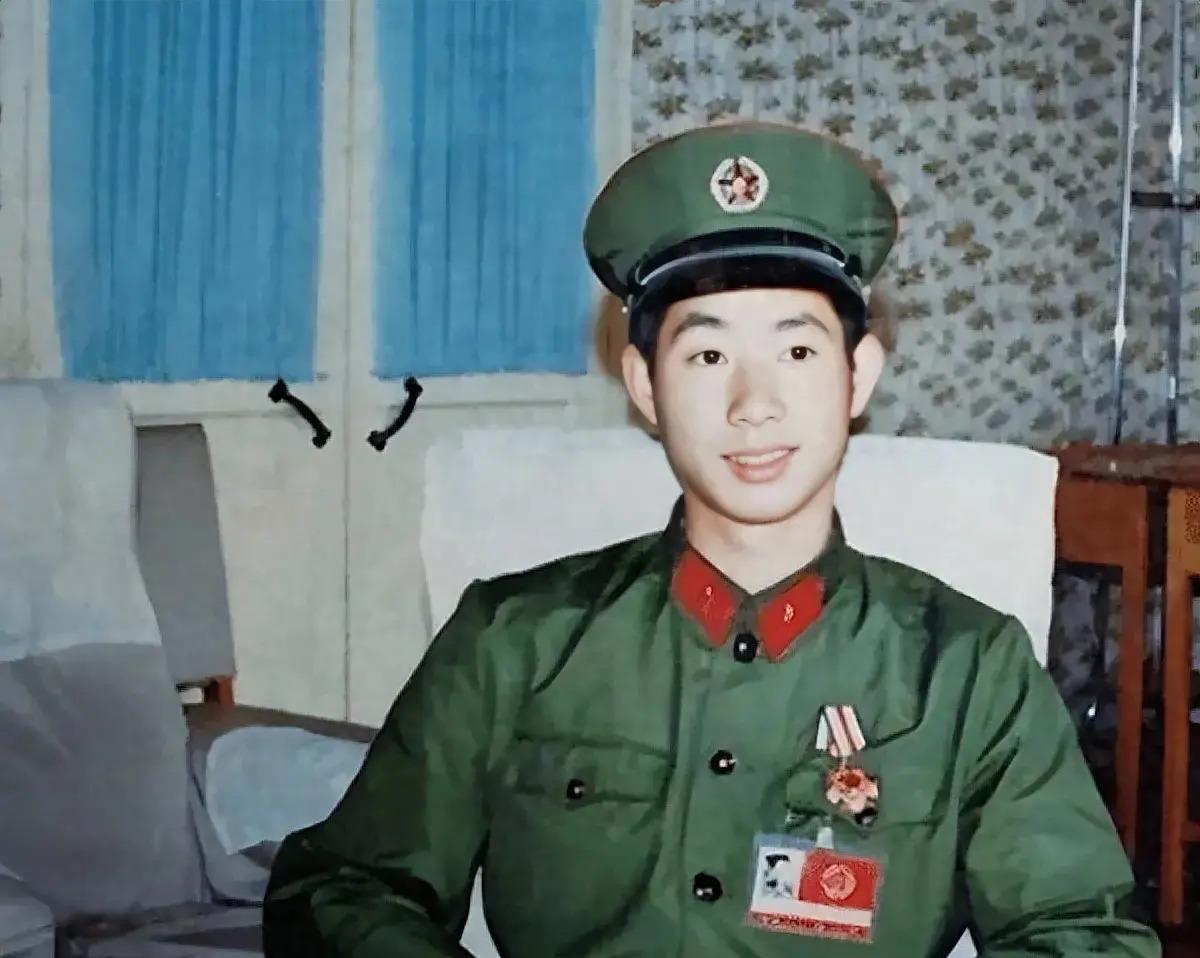 最新軍人領(lǐng)結(jié)婚證流程，小巷深處的浪漫啟程之旅