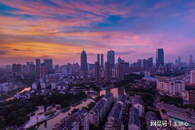 無錫江陰最新房價消息，與自然美景相遇，內(nèi)心寧靜平和的居所探索